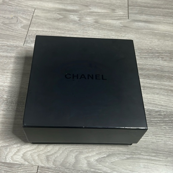Chanel Parfum Black Box (just box) - Picture 4 of 12